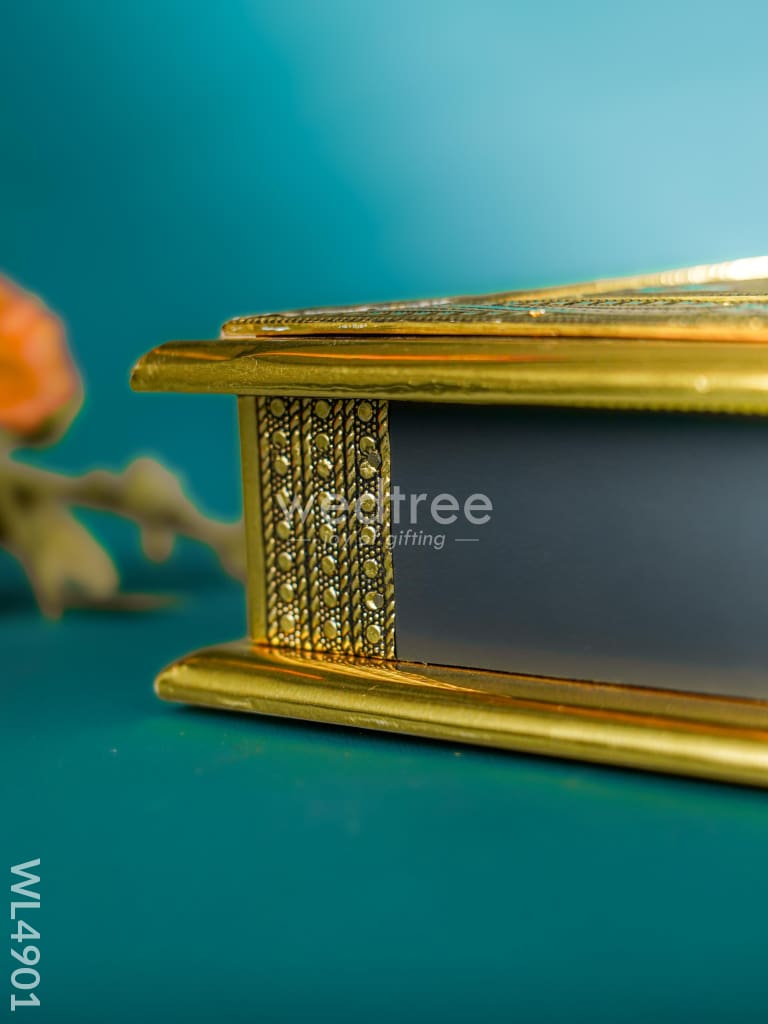 Dry Fruit Wooden Box - (8*8 inch) - WL4901
