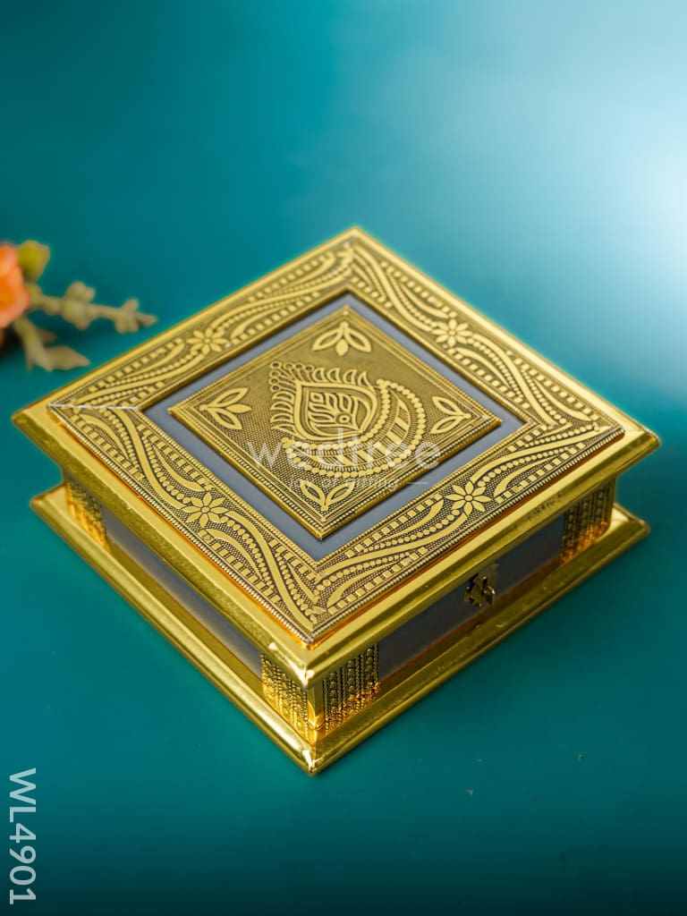 Dry Fruit Wooden Box - (8*8 inch) - WL4901
