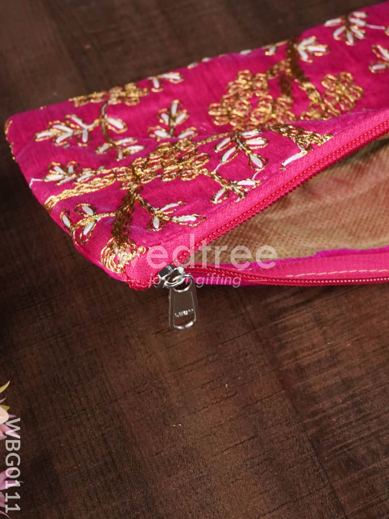Floral Embroidery Purse with Zipper - WBG0111
