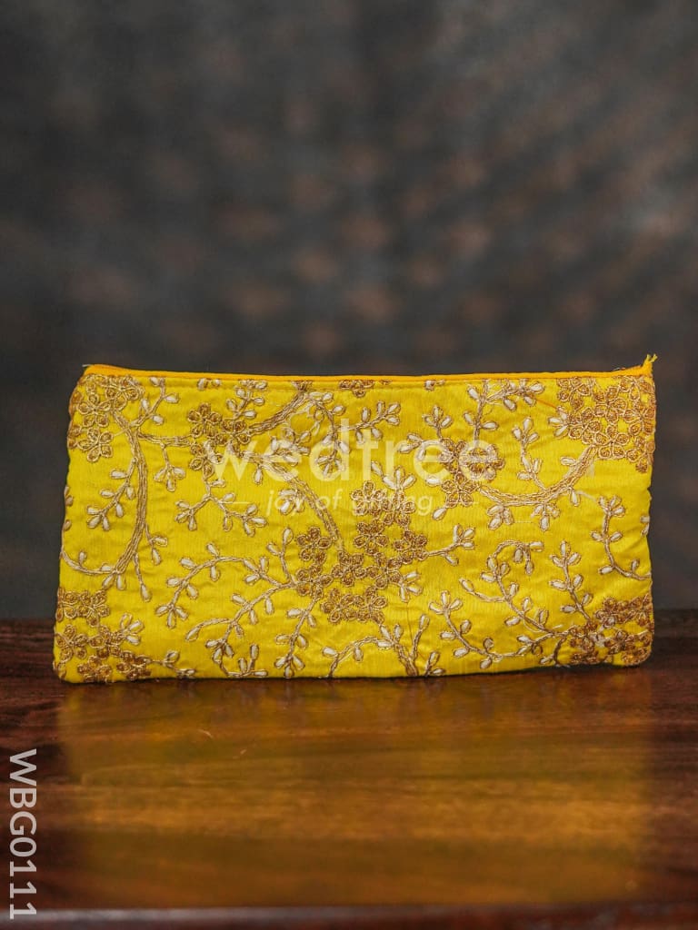 Floral Embroidery Purse with Zipper - WBG0111
