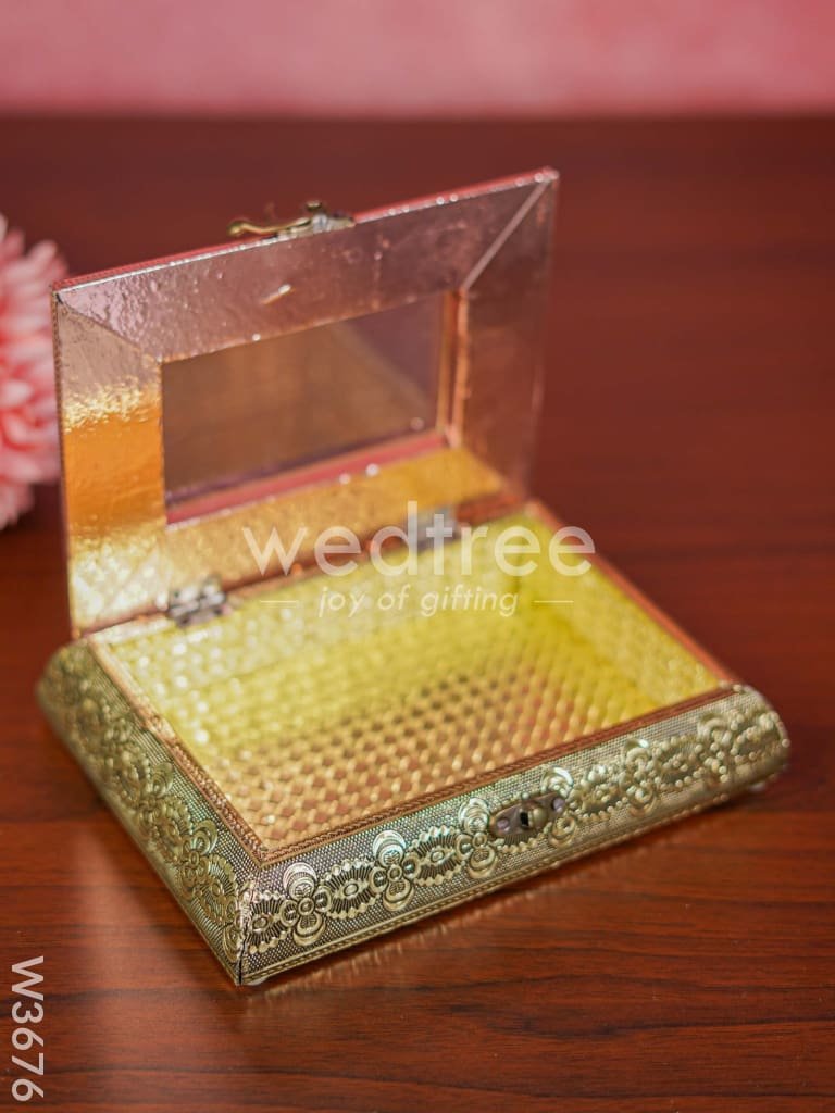 German Oxidised Transparent Dry Fruit Box 7 X 7 inch - W3676