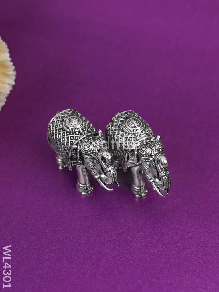 German Silver Antique Elephant - 1.8 inch - WL4301