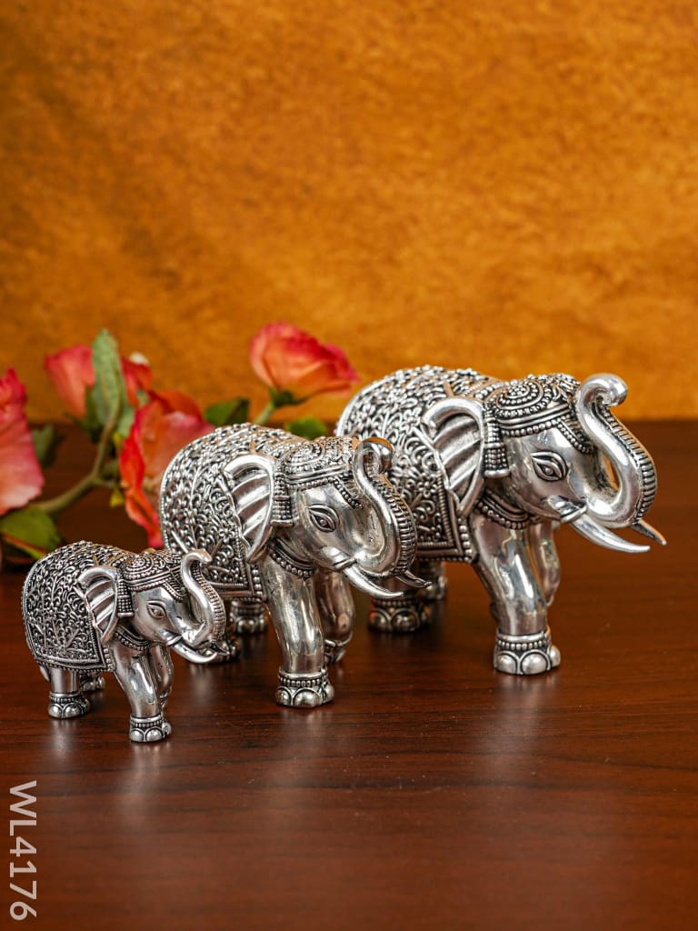 German Silver Elephant Figurine - Set of 3 - WL4176