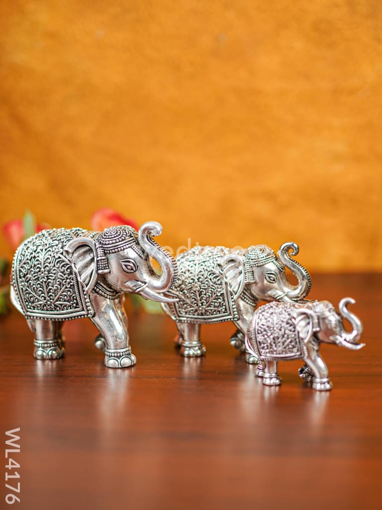 German Silver Elephant Figurine - Set of 3 - WL4176