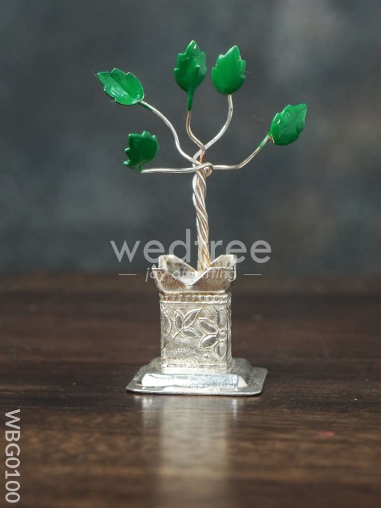 German Silver Tulasi Maadam with Green Leaves - WBG0100