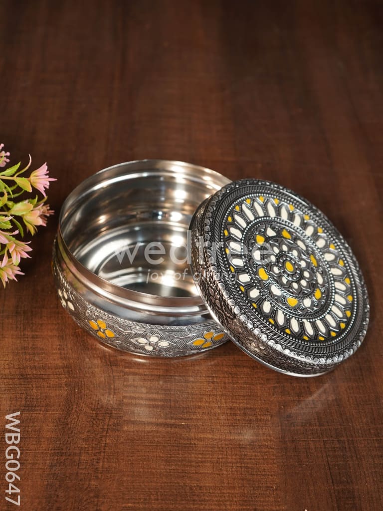 Gold White Oxidised Poori Box - 5 inches - WBG0647