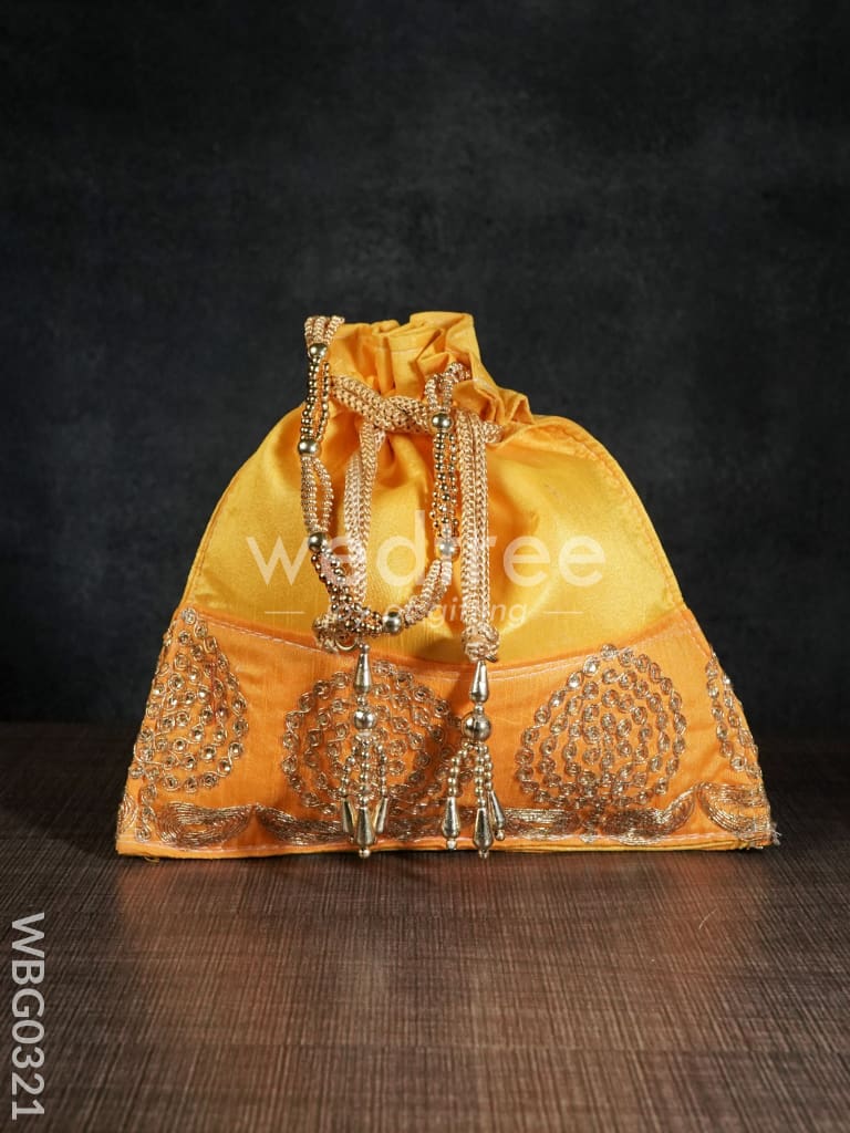 Golden Embroided Potli Bag - WBG0321