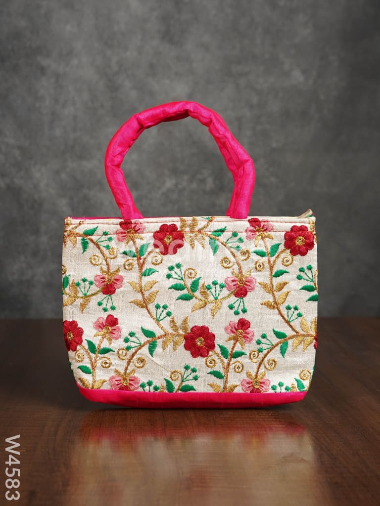 Hand Bag with Floral Embroidery - W4583
