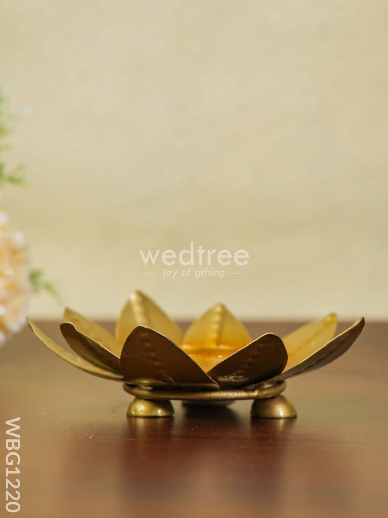 Hand painted Lotus T Light Holder - WBG1220
