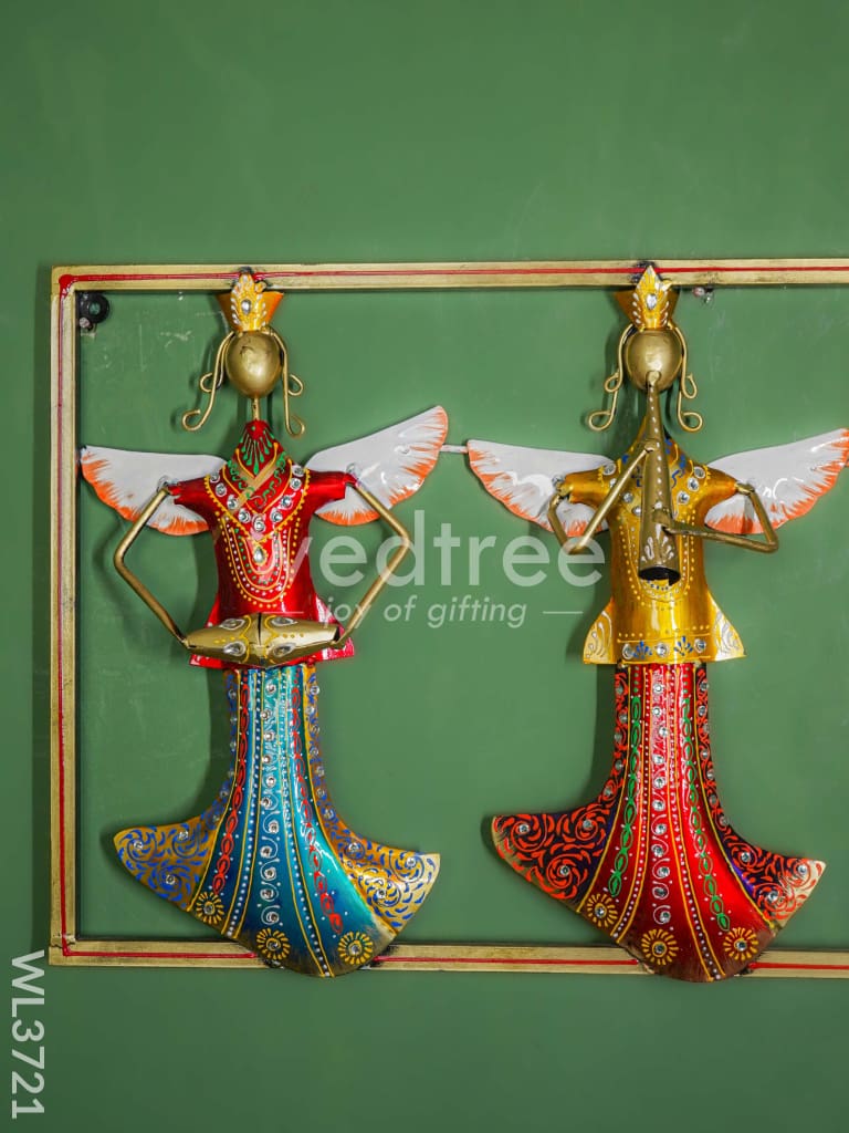 Hand painted wall hanging with 3 musical angles in frame - WL3721