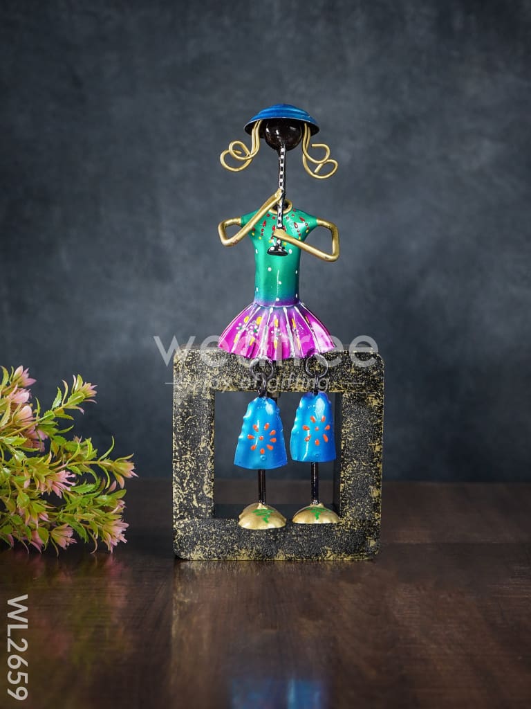 Handpainted Musicians with Wooden Stand - Set of 3 - WL2659