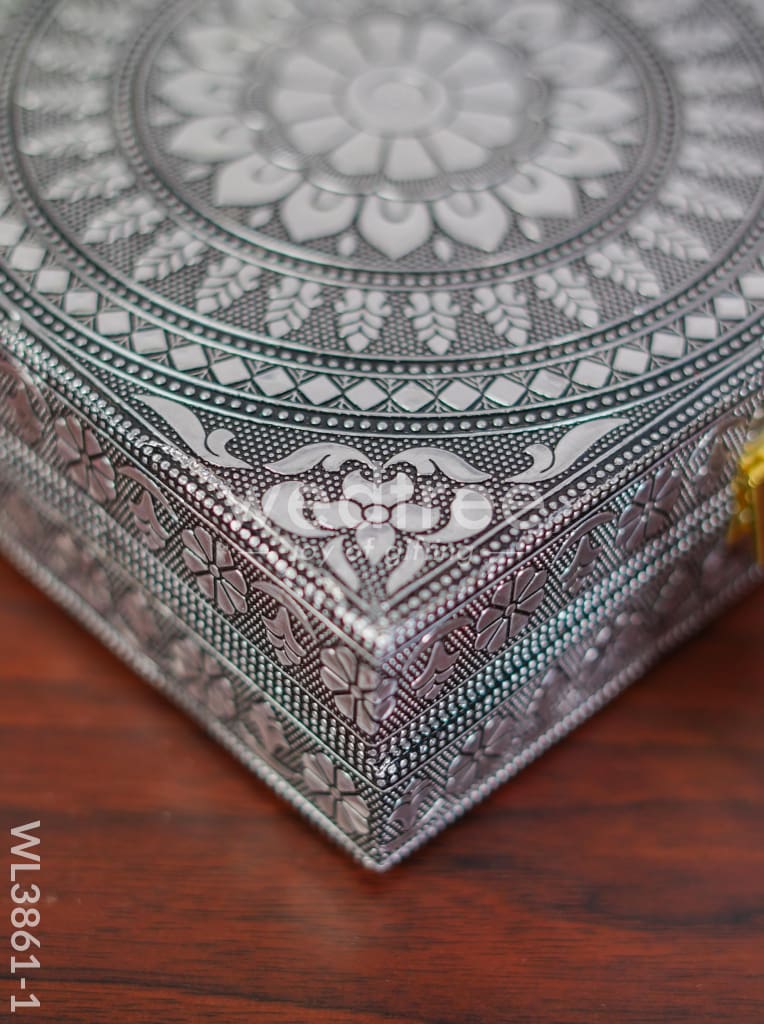 Jewel Box - Floral design with Mirror - WL3861
