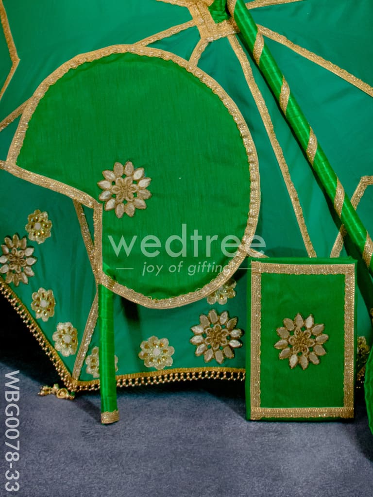Kasi Yatra - WBG0078-33