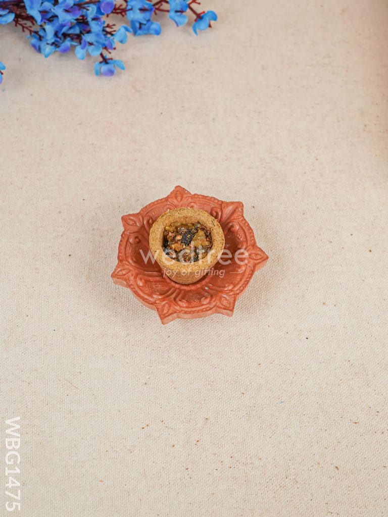 Kesar Sandalhood Haven Cups - WBG1475