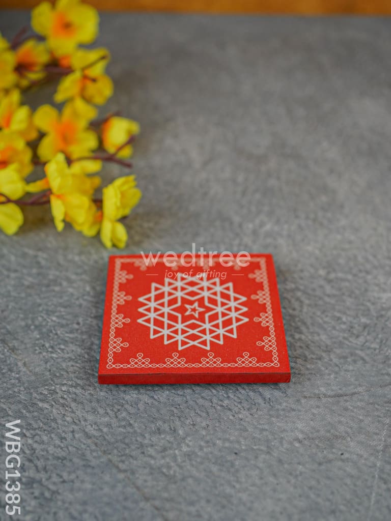 Laminated Manai - Aishwarya Kolam Design - 4 inch x 4 inch - WBG1385