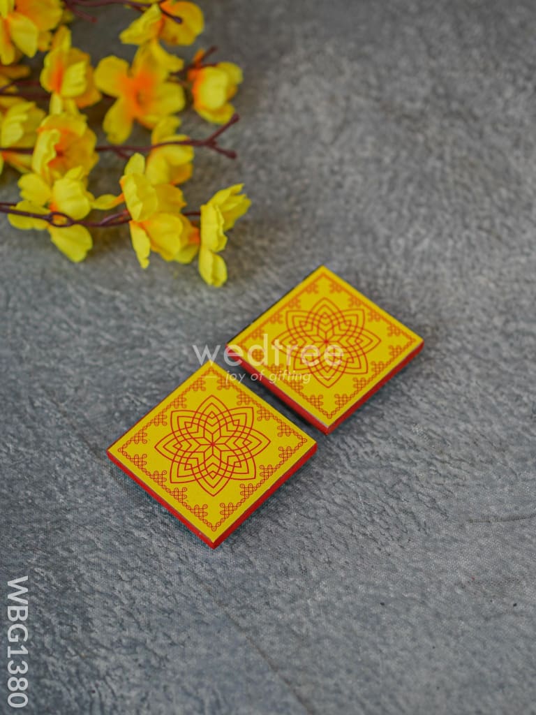 Laminated Manai - Hridaya Kamalam Kolam Design - Set of 2 - WBG1380