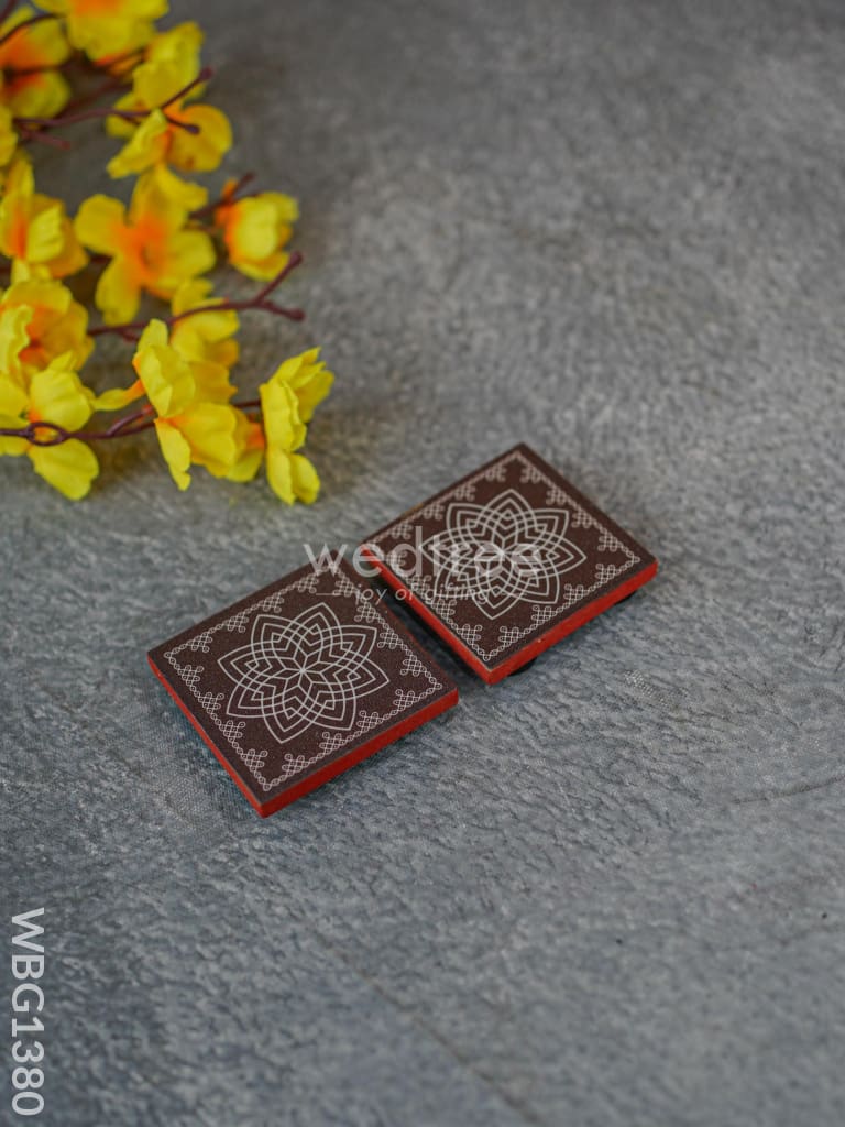 Laminated Manai - Hridaya Kamalam Kolam Design - Set of 2 - WBG1380
