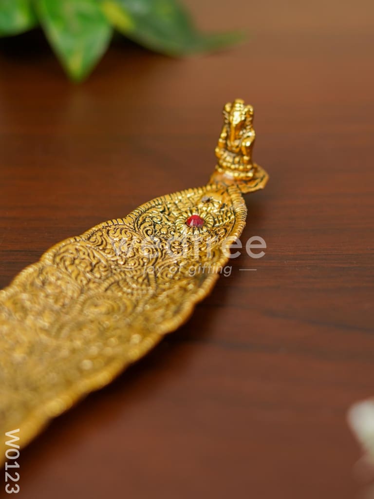 Leaf Agarbathi Stand Gold Ganesha - W0123