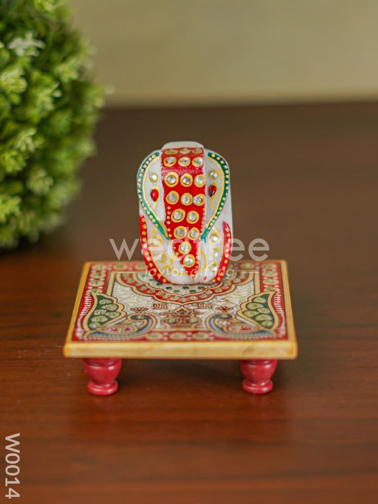 Marble Ganesha Chowki - W0014