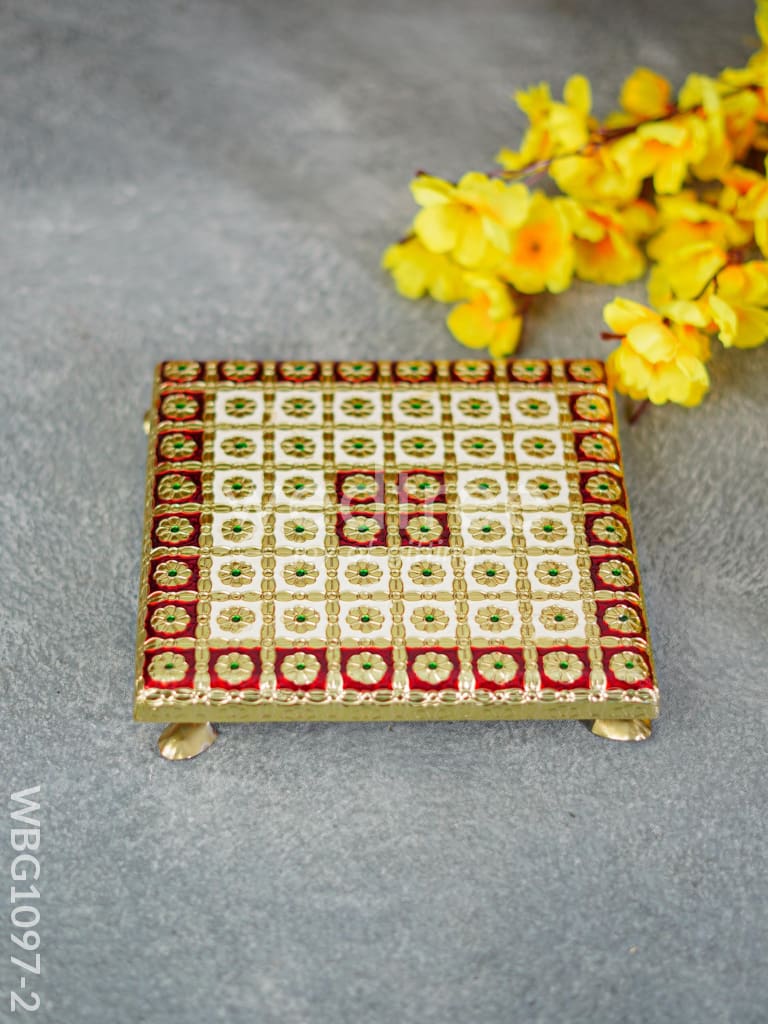 Meenakari Manai - 8x8 inch - WBG1097