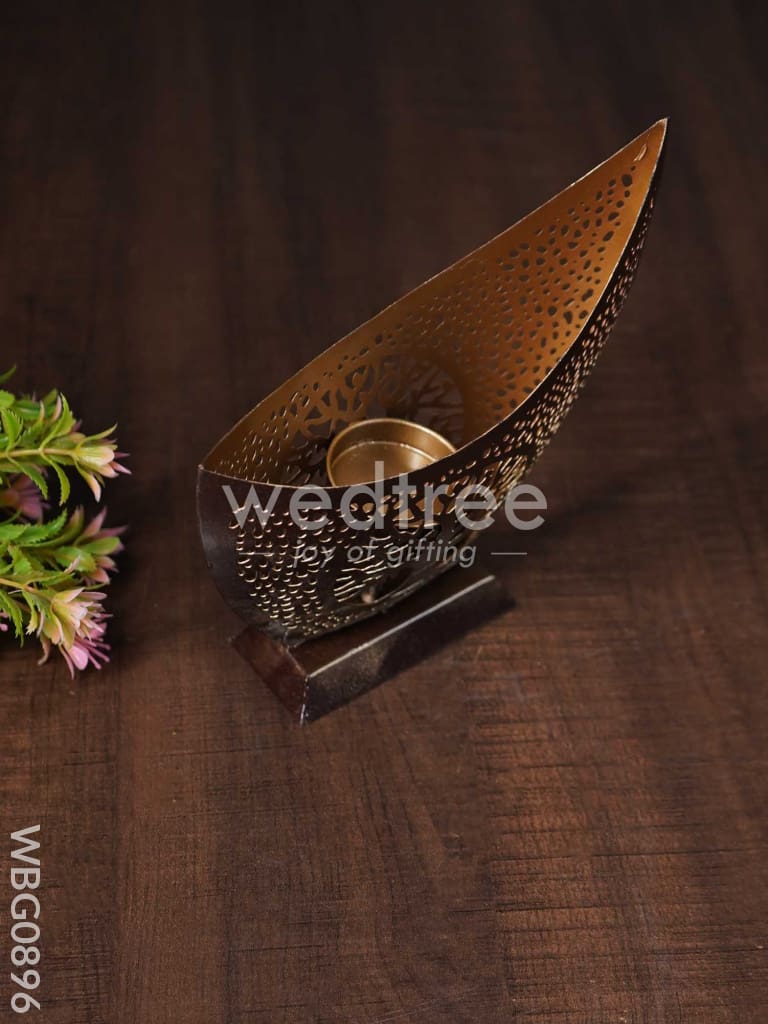 Metal Boat Shaped T-light Holder in Distressed Finish - WBG0896