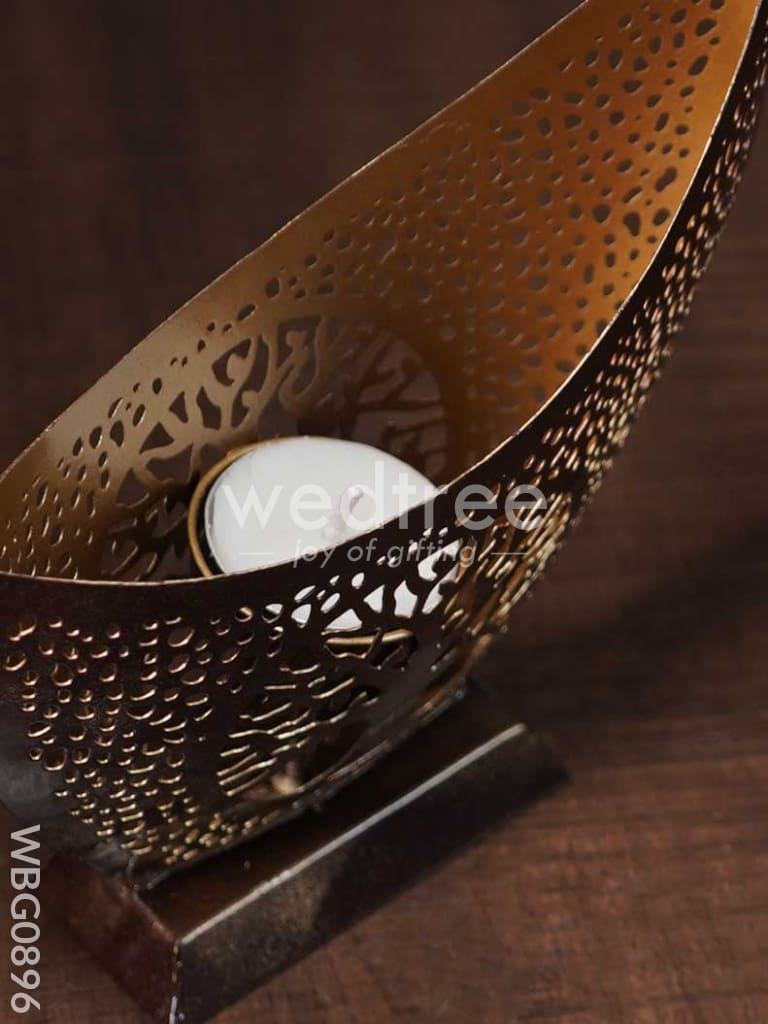 Metal Boat Shaped T-light Holder in Distressed Finish - WBG0896
