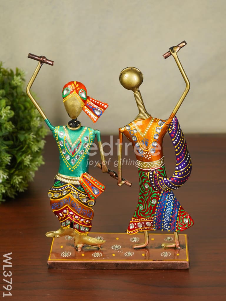 Metal Dandiya Couple - WL3791
