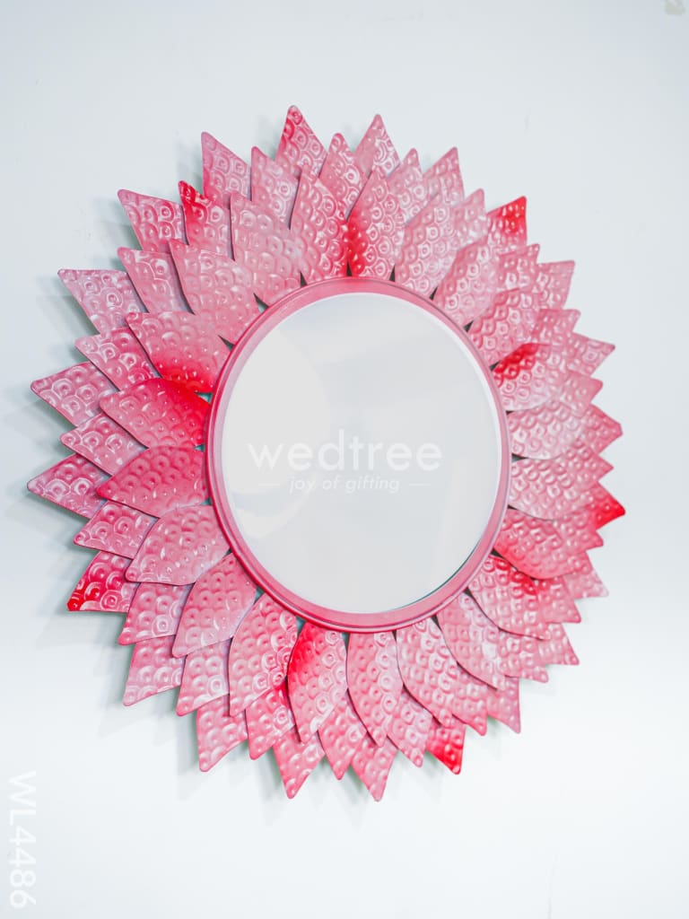 Metal Decor Mirror - Pink Wl4486 Mirrors