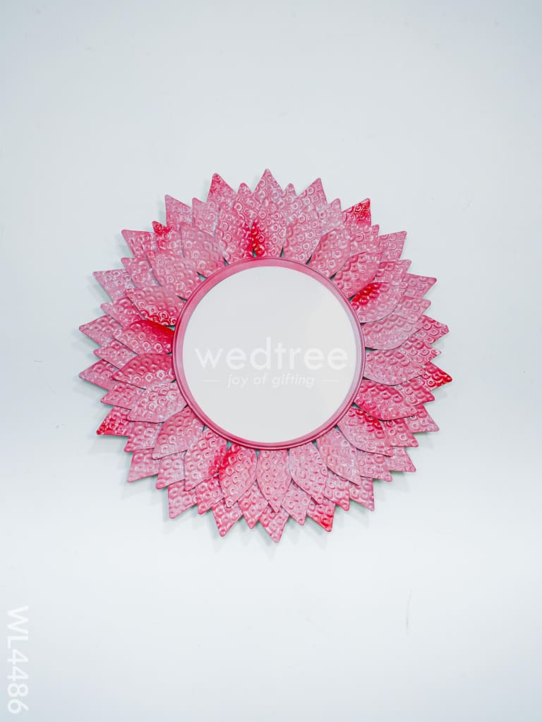 Metal Decor Mirror - Pink Wl4486 Mirrors