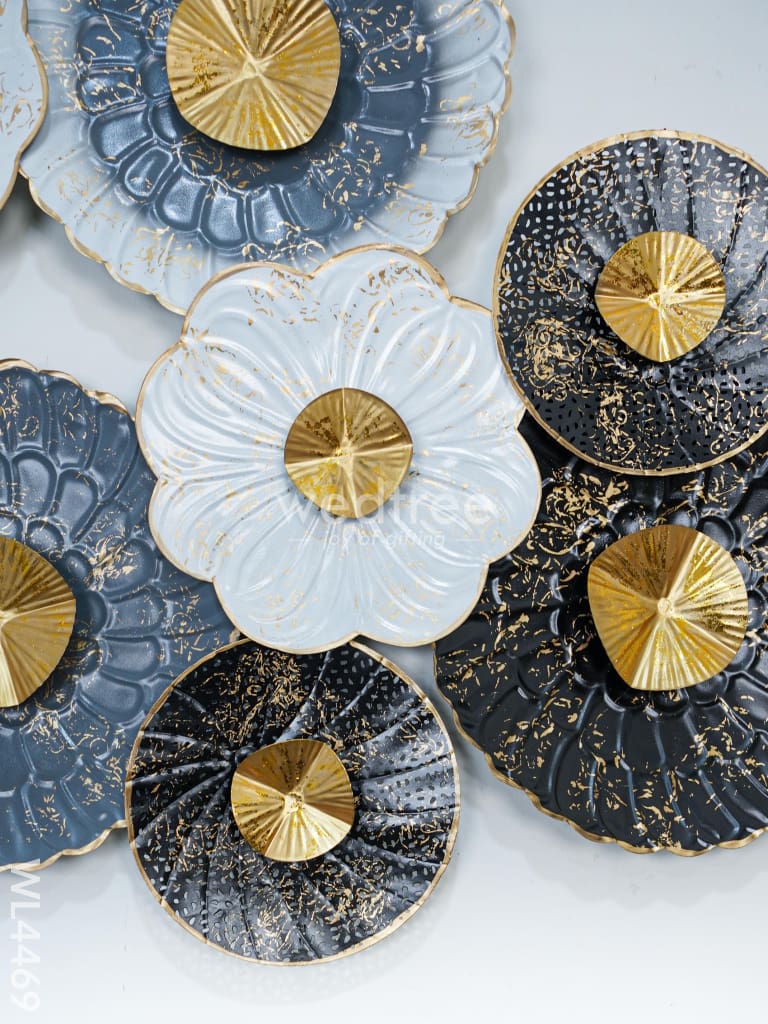 Metal Flowers Wall Hanging Decor - WL4469