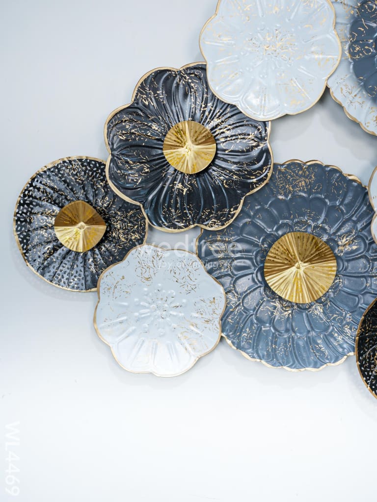 Metal Flowers Wall Hanging Decor - WL4469