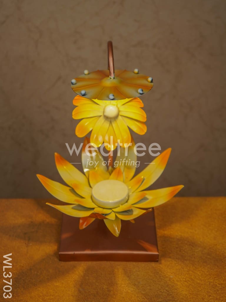 Metal Hand Painted Lotus Lamp - WL3703