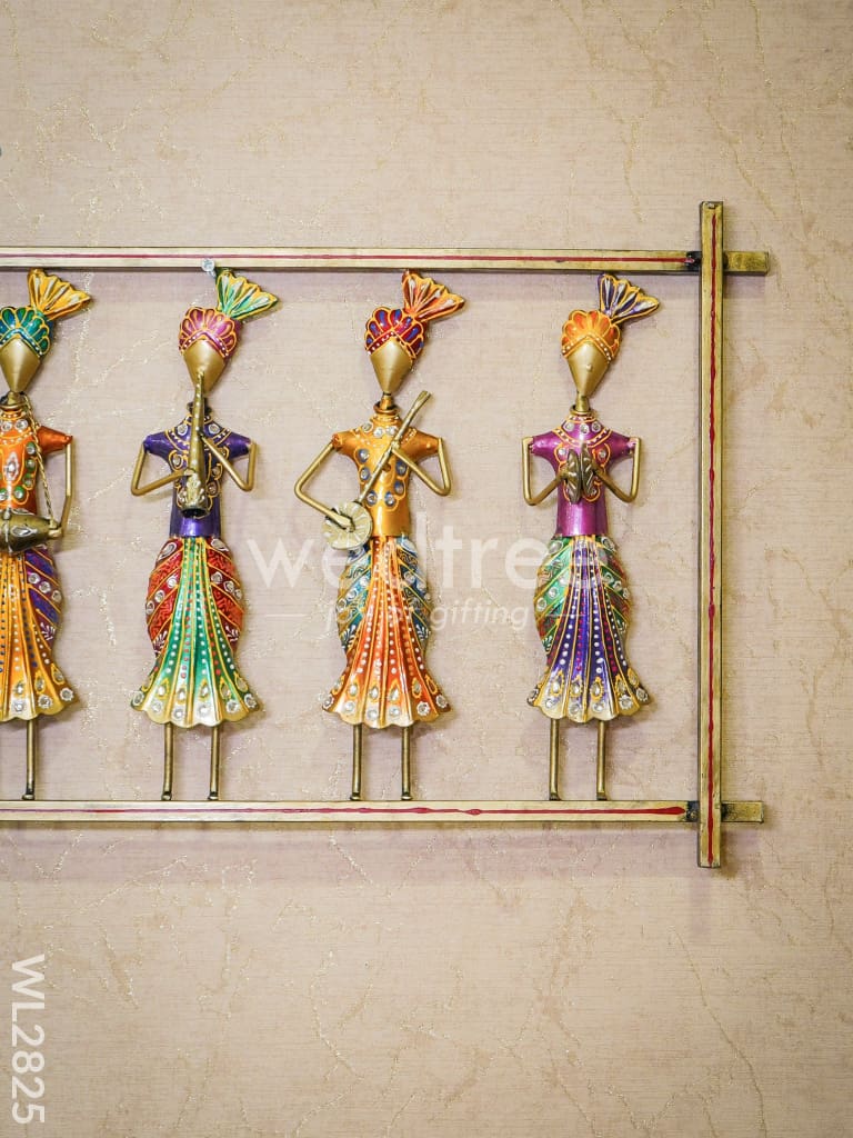 Metal Hand Painted Musicians on Frame - WL2825
