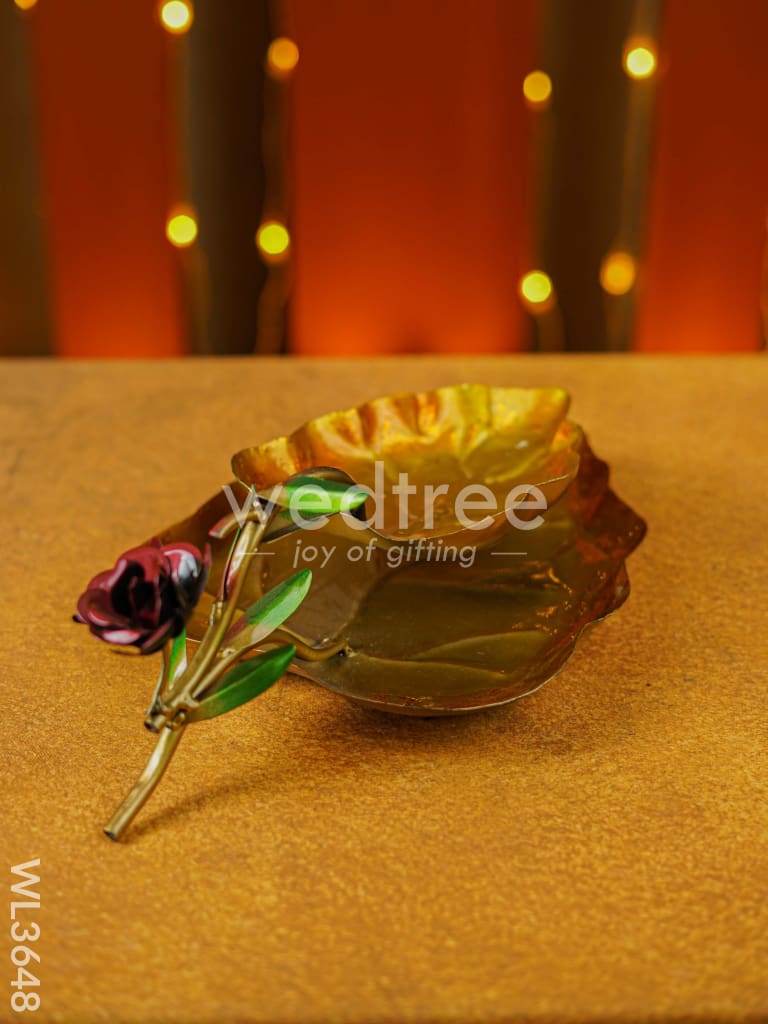 Metal Handpainted Leaf Tray - WL3648