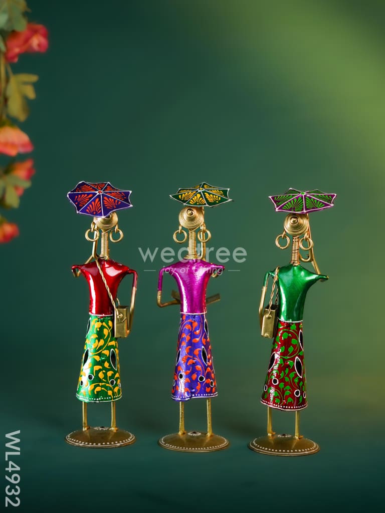 Metal Handpainted Rajasthani with Umbrella - Set of 3 - WL4932 Metal Decor Showpiece