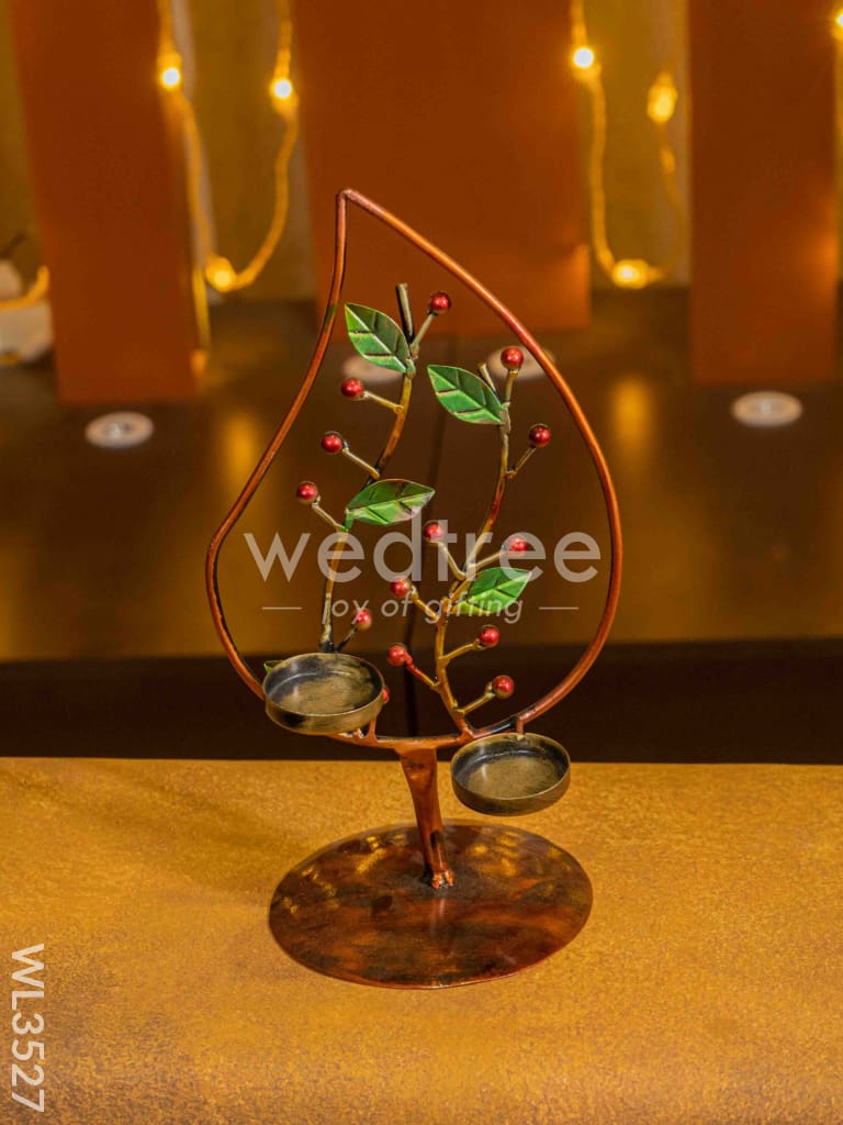Metal Leaf Shaped Candle Holder - WL3527