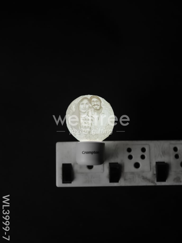 Moon Socket Lamp with Personalised Engraving - WL3999