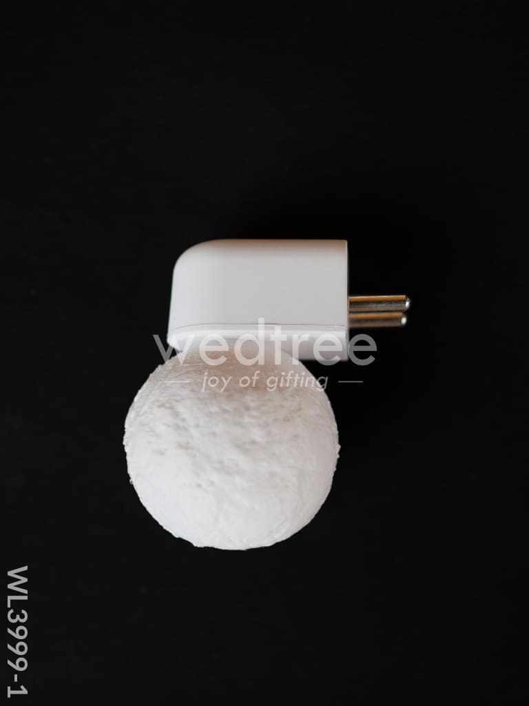 Moon Socket Lamp with Personalised Engraving - WL3999