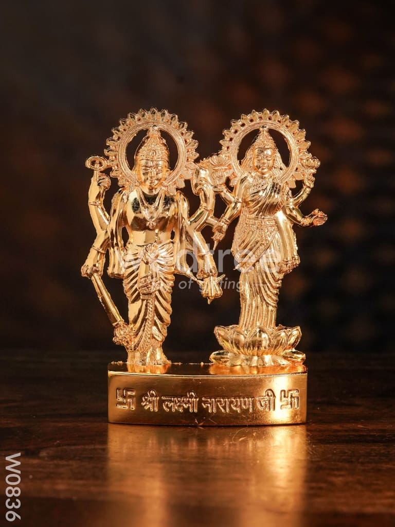 Murthi - Lakshmi and Narayana - W0836