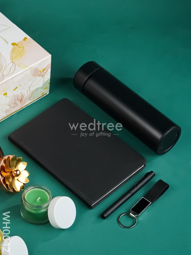 New Year Hamper 8 - Corporate Kit, Candles and Container - WH0042