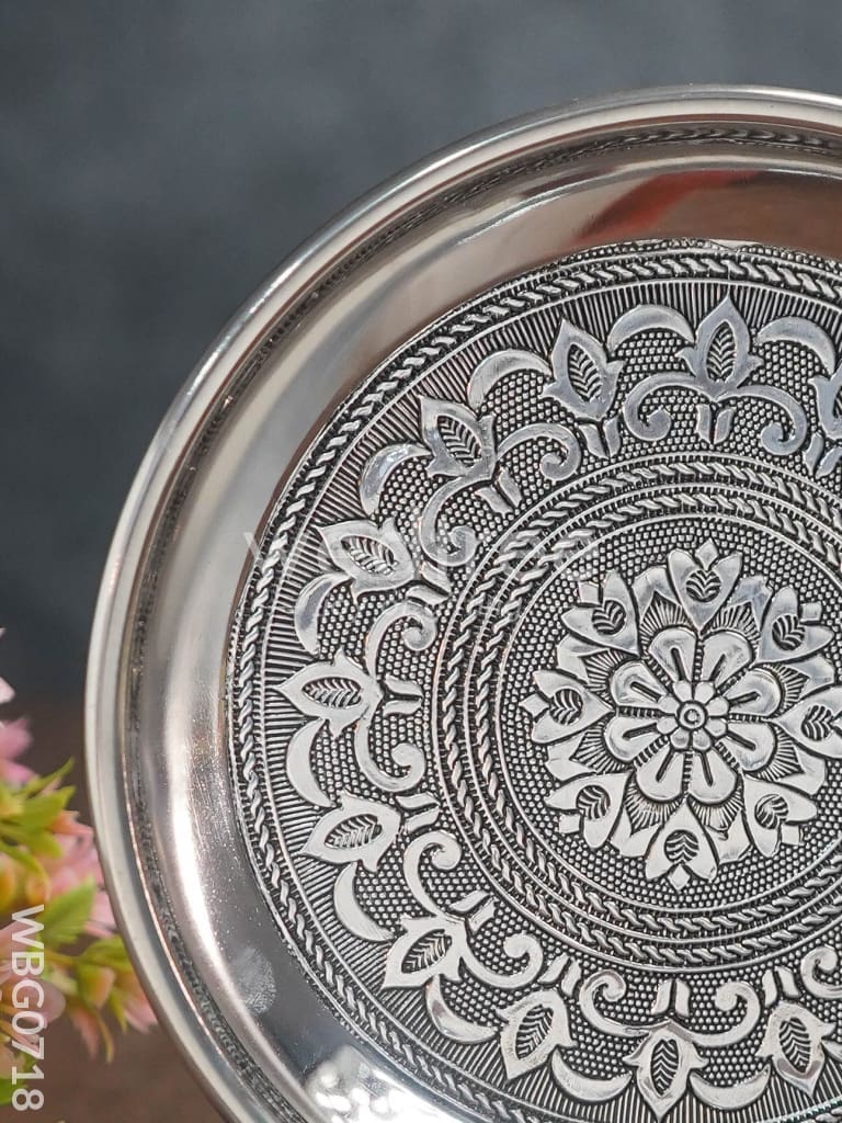 Oxidised Round Plate - 6 inch - WBG0718