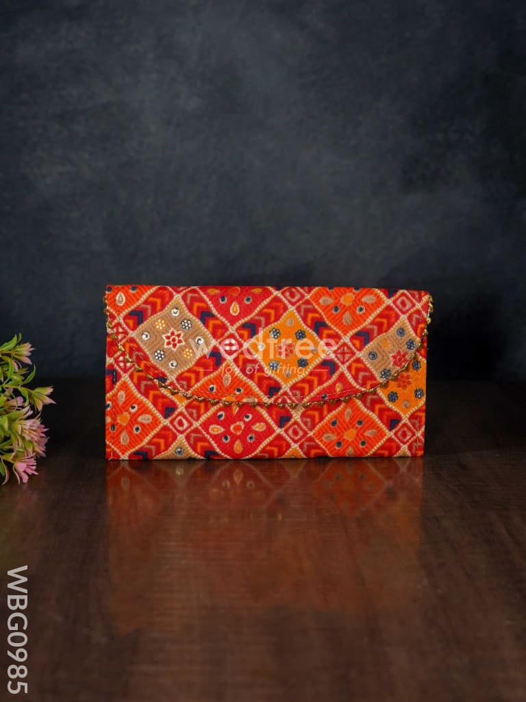 Patola Printed Purse - WBG0985