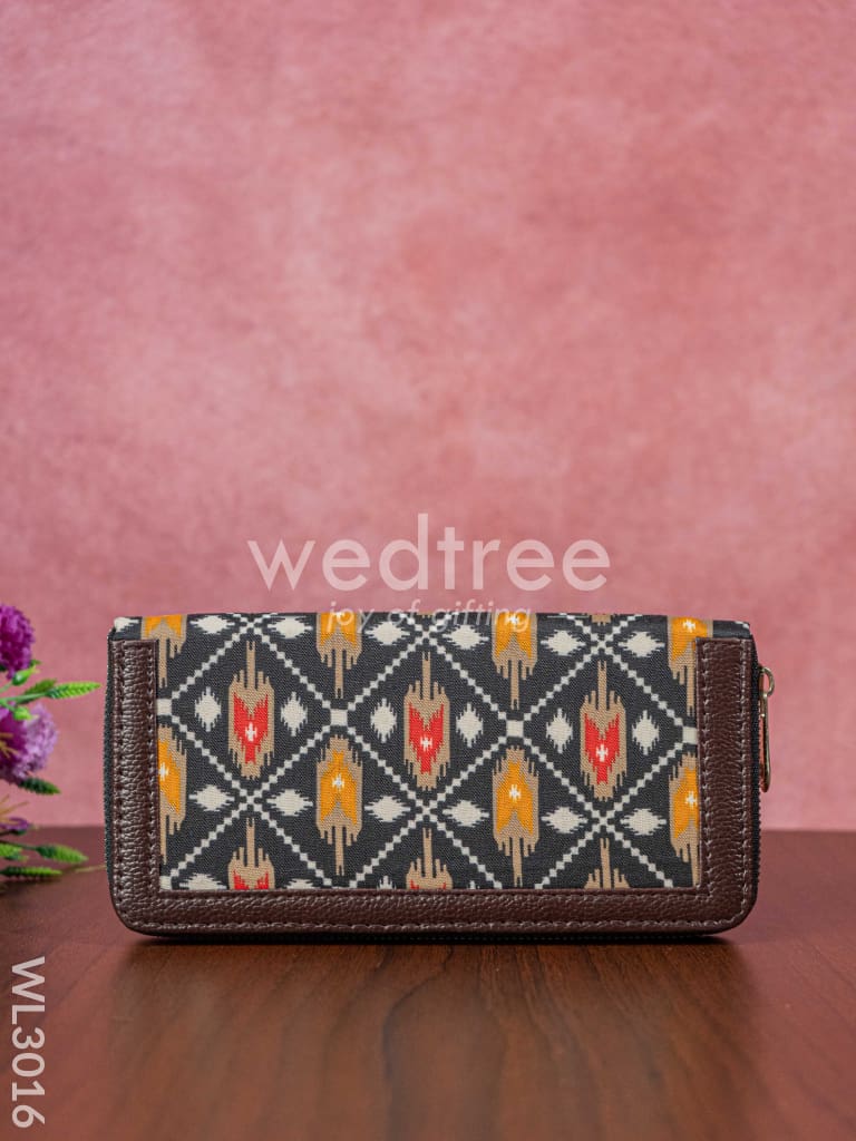 Printed Fabric Clutch with Faux Leather Handle - WL3016