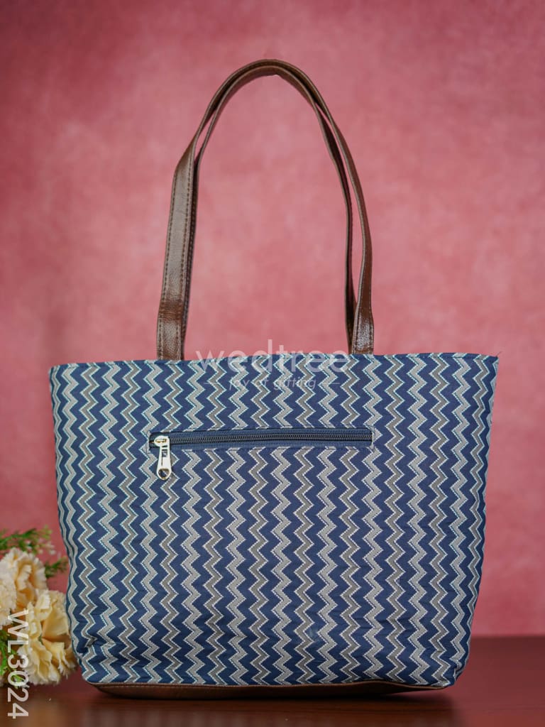 Printed Hand Bag with Faux Leather Handles & Base - WL3024