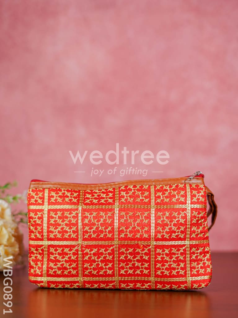 Purse with Golden Embroidery and Faux Leather Handle - WBG0891