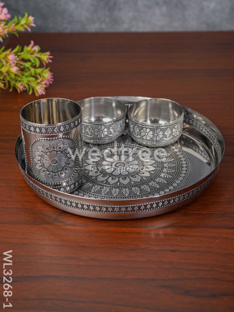 Silver Oxidised Thali Set - 9.5 inches - WL3268-1