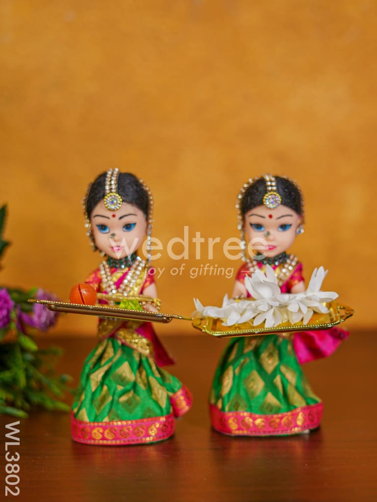 Small Welcome Dolls (Set of 2) - 7 inch - WL3802