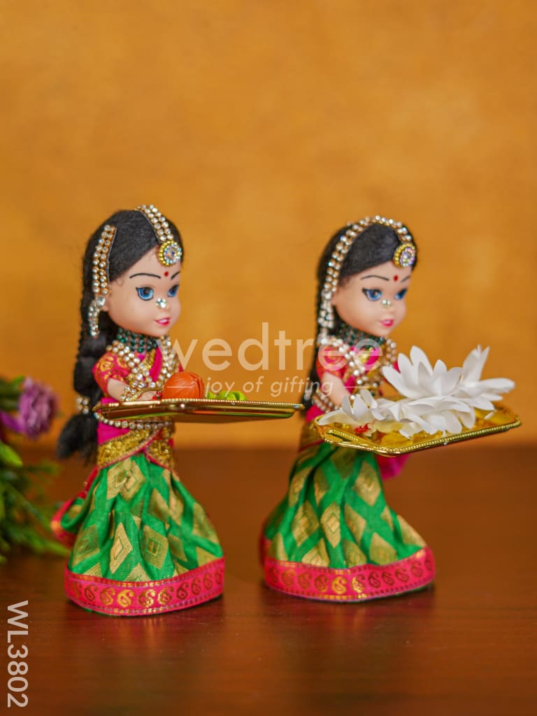 Small Welcome Dolls (Set of 2) - 7 inch - WL3802