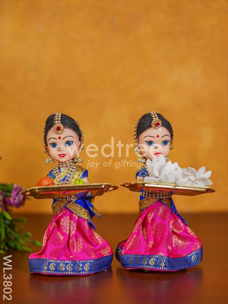 Small Welcome Dolls (Set of 2) - 7 inch - WL3802