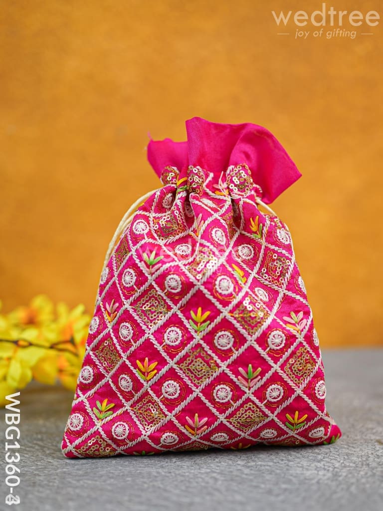 String Bag with Floral Embroidery - WBG1360